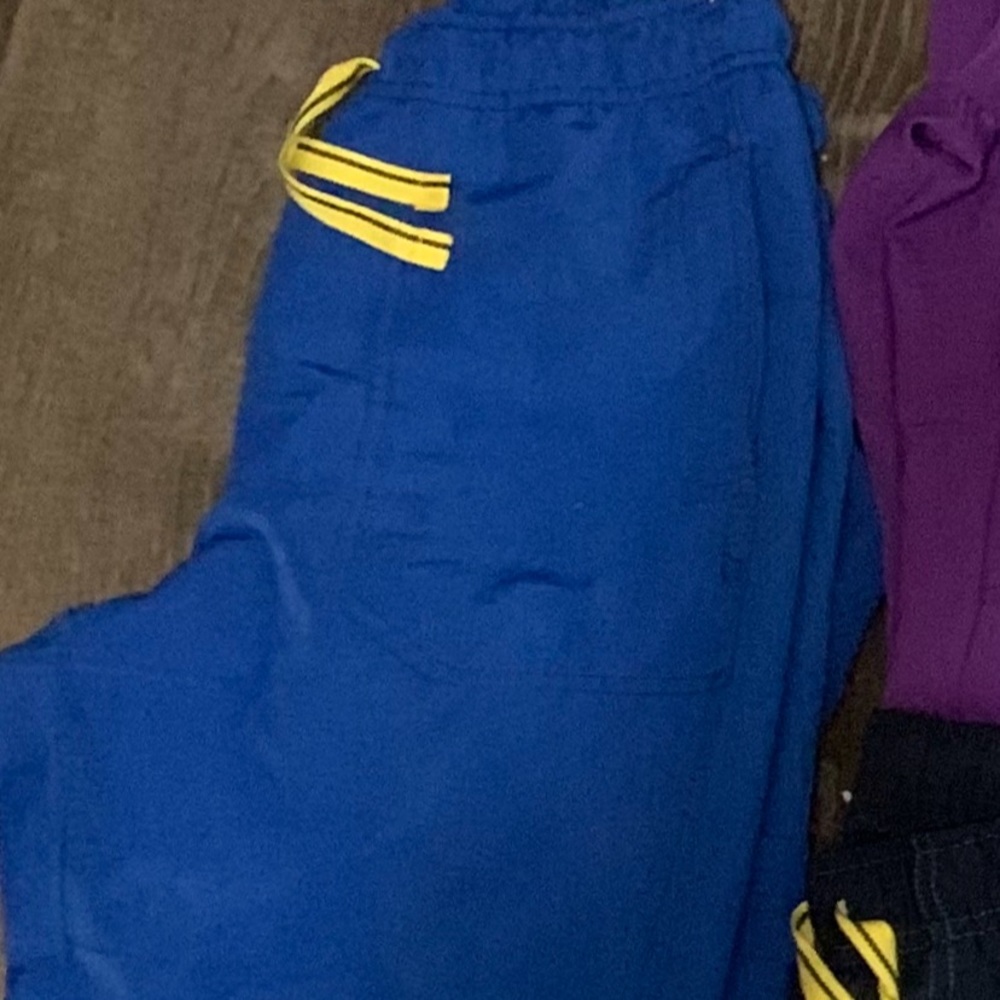 Royal blue wonder wink scrubs